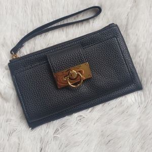 🌺3/$50 Black & Gold Faux Leather Wristlet